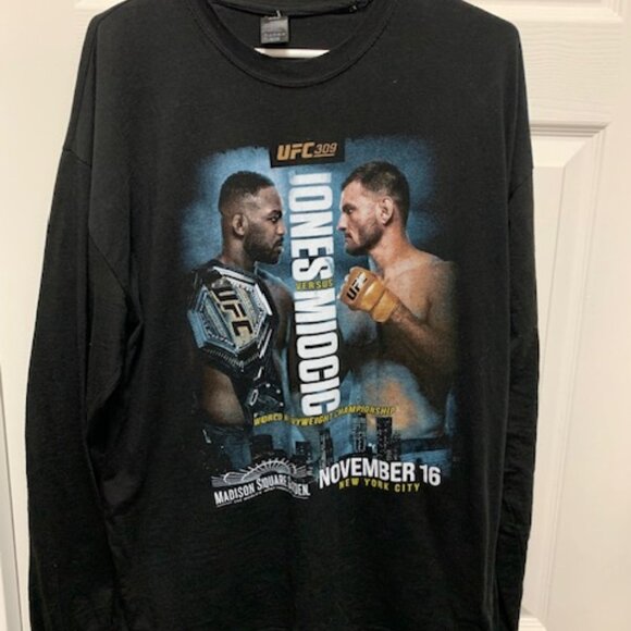 UFC  "JONES VS MIDCIC" MENS LONG SLEEVE - Picture 1 of 4